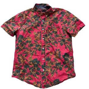 The Roark Revival Red Poppy Dreams Woven Button Down Shirt NWOT